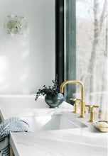 Load image into Gallery viewer, HanStone Tranquility 65" x 130" Quartz Slab