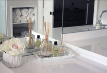 Load image into Gallery viewer, HanStone Royale Blanc 65" x 130" Quartz Slab