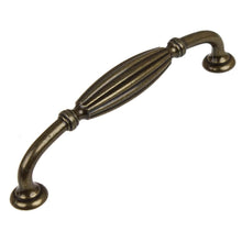 Load image into Gallery viewer, 127mm (5&quot;) Center to Center Satin Nickel Fluted Cabinet Hardware Pull
