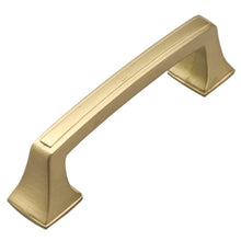 Load image into Gallery viewer, 76mm (3&quot;) Center to Center Antique Brass Classic Base Cabinet Pull
